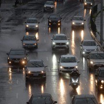 BH e outras 720 cidades de MG estão em alerta de chuva intensa até sábado - T&uacute;lio Santos/EM/D.A Press