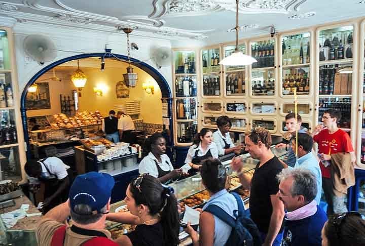 1º lugar: Pastéis de Belém, em Lisboa, Portugal - Pastel de Belém.