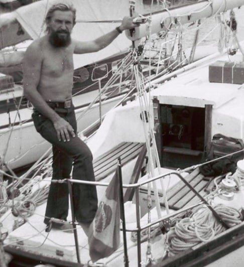 Belov chegou ao Brasil ainda criança e mora em Salvador há mais de 70 anos. Ele planeja partir da cidade no dia 12 de abril.