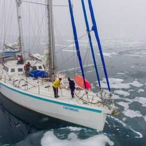 Posteriormente, a equipe será reforçada com mais velejadores russos para enfrentar o desafio da Passagem Nordeste.
