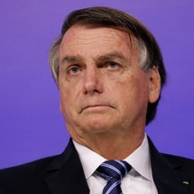 Bolsonaro cancela agenda em Goiás e retorna a Brasília após mal-estar