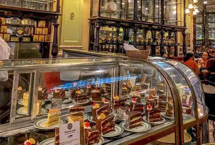 No ranking da TasteAtlas, um guia sobre gastronomia, a Colombo ficou na oitava colocação entre 150 locais com icônicas sobremesas em seus cardápios. 