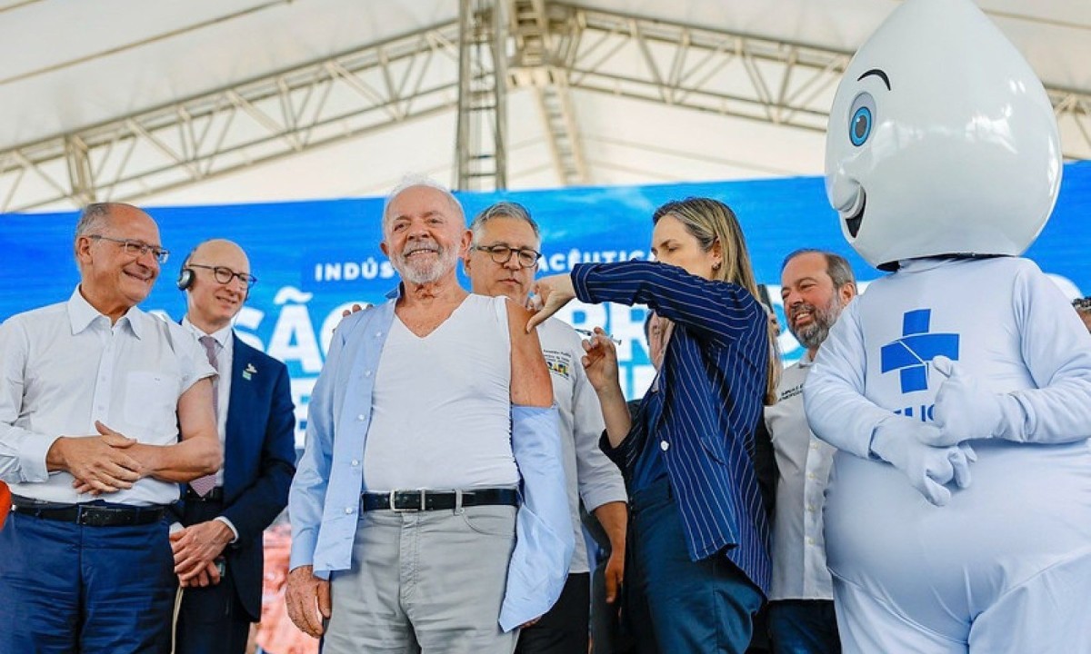 Lula e Alckmin deram inicio a Campanha Nacional de Imunização contra gripe -  (crédito: Ricardo Stuckert / PR)