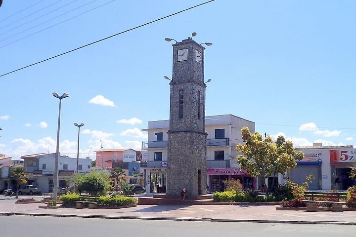 Com uma população de 81 mil habitantes, o município de Tianguá, onde está localizado o sítio, fica situado na Serra da Ibiapaba e faz divisa com o estado do Piauí.
