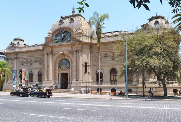 Ainda para os amantes de museus, o Nacional de Belas Artes, em Santiago, é imperdível. Seu acervo tem mais de 5 mil peças de autores chilenos e estrangeiros de diferentes períodos da história da arte.-Flickr/Azevedo Cunha