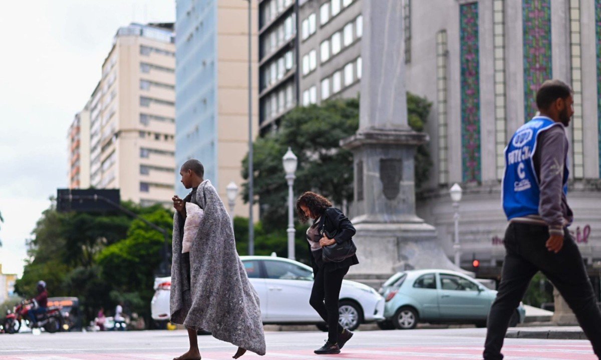 BH registrou a menor temperatura do ano nesta terça-feira (8/4) -  (crédito: Leandro Couri/EM/DA Press)