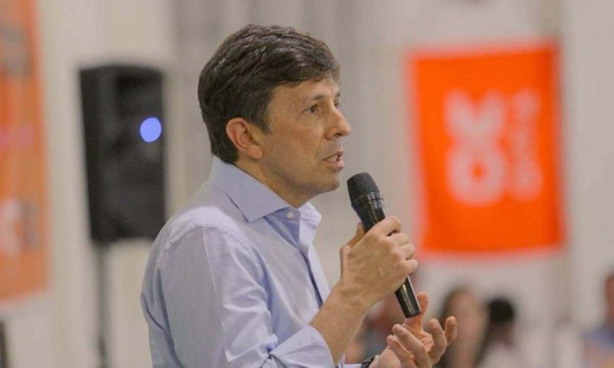 João Amoêdo crítica governadores em ato por anistia: ‘Bajuladores do Bolsonaro’ -  (crédito: Platobr Politica)