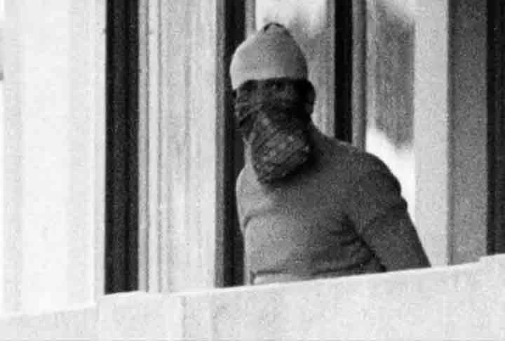 Em resposta ao ataque, o governo israelense, liderado pelo primeiro-ministro Golda Meir, lançou a operação "Ira de Deus", uma missão secreta destinada a localizar e eliminar os responsáveis pelo massacre e os membros do Setembro Negro.