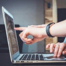 Jornalista realiza masterclass para ensinar a transformar informação em notícia - DINO