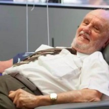 Contagem incrível: Doador de sangue salvou a vida de 2,4 milhões de bebês - Divulgação/Australian Red Cross Lifeblood