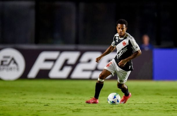 TCHÊ TCHÊ - Fez uma partida irregular. Ao mesmo tempo que deu bons passes, foi displicente em outros. NOTA 6,0 - Foto: Divulgação/Conmebol
