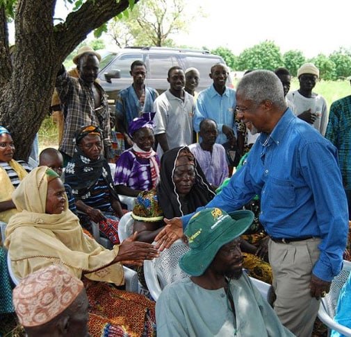 Koffi Annan (1938-2018) - Diplomata ganês, secretário-geral da ONU (1997-2006).  Nobel da Paz em 2001 por criar o Fundo Global de Luta contra Aids, Tuberculose e Malária, para países em desenvolvimento. Ligado a instituições voltadas para o bem coletivo, em âmbito global.-Reprodução do Instagram @kofiannan