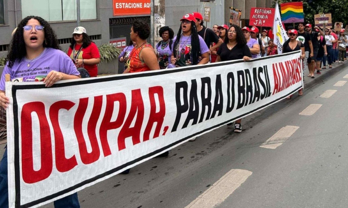 MST já fez 23 ações de ocupação no Abril Vermelho -  (crédito: Platobr Politica)