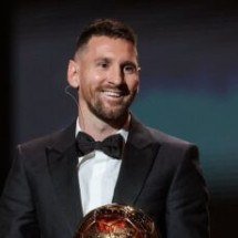 Campeão do mundo ‘alfineta’ Messi e aponta cenário em que o argentino não teria Bolas de Ouro - No Ataque Internacional