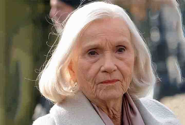 100- Eva Maria Saint - Foi premiada com o Oscar de melhor atriz coadjuvante no ano de 1954 por seu trabalho no filme "Sindicato de Ladrões", no qual contracenou com Marlon Brando.