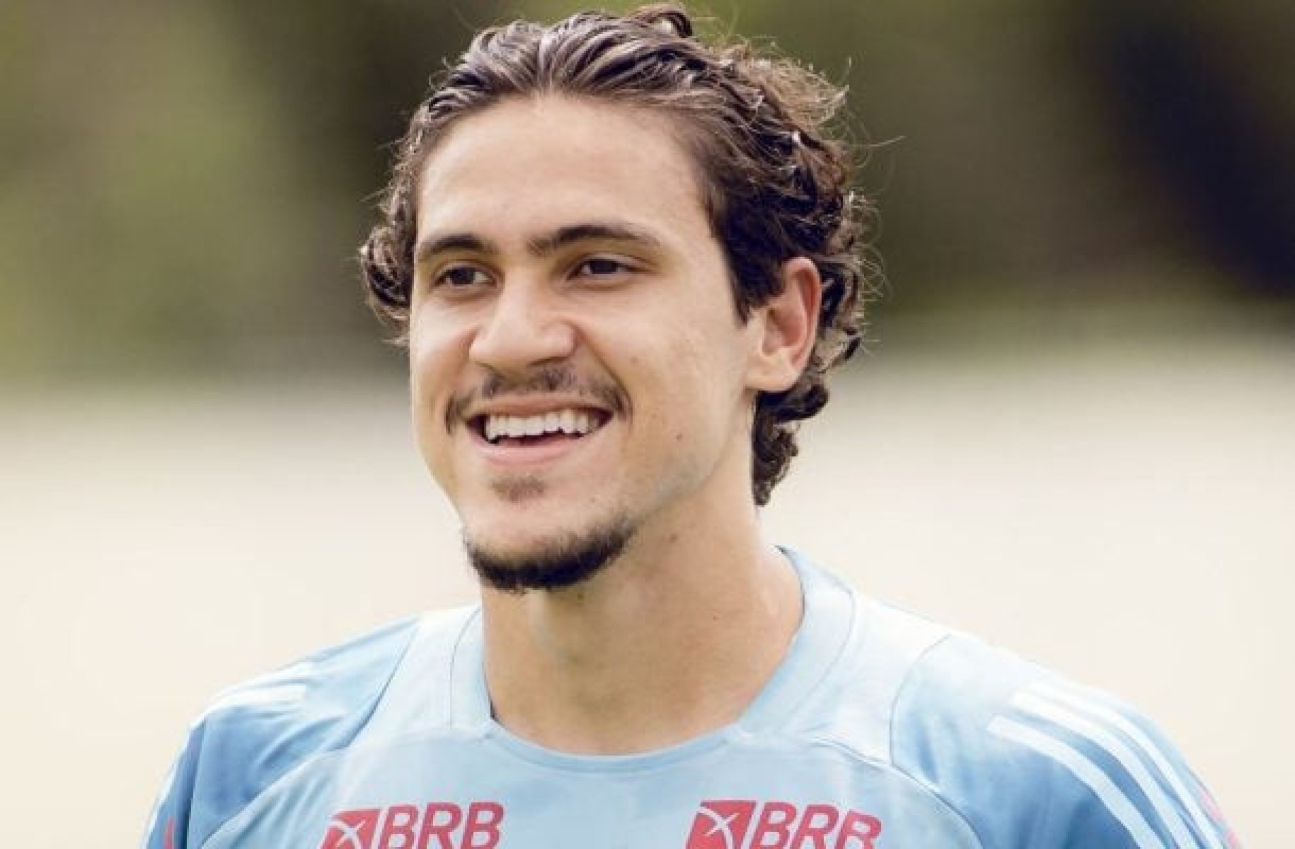 Pedro relembra drama da lesão e celebra volta no Flamengo: ‘Retribuir com gols’