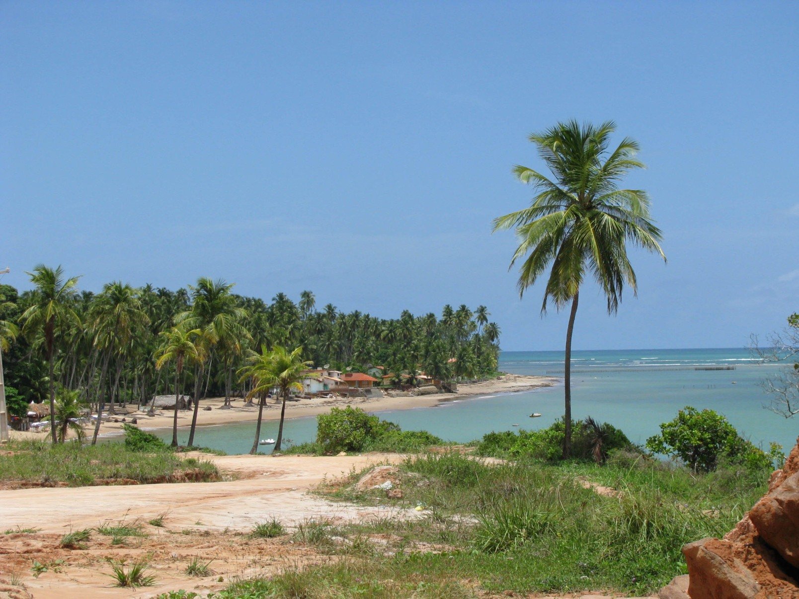  Brasil. Alagoas. AL. Vista geral da praia em Maragogi .  
      - Flavia Duarte/CB