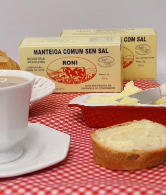 A 8ª posição no ranking foi da marca "Roni", classificada como "intensa, mais rústica, sabor lácteo acentuado e acidez também". 