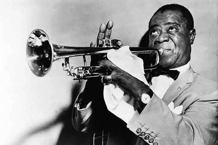Louis Armstrong - Natural de Nova Orleans (4 de agosto de 1901), uma das personalidades mais representativas do jazz, foi um dos pioneiros do gênero e deu grande contribuição para a popularização do gênero.
