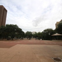 Suposta infestação de escorpiões esvazia Praça da Assembleia em BH - Edesio Ferreira/EM/D.A Press