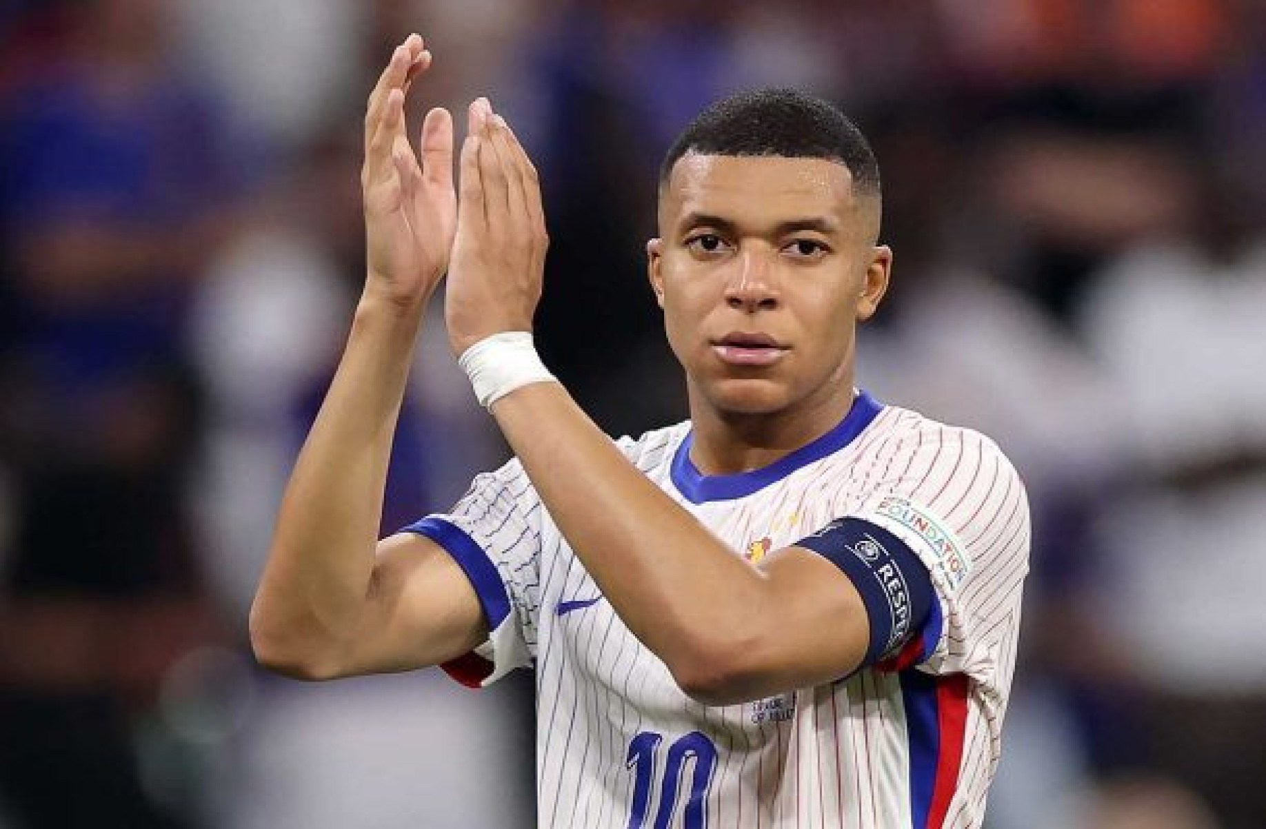 Mbappé conquista vitória de quase R$ 360 milhões em disputa judicial contra PSG