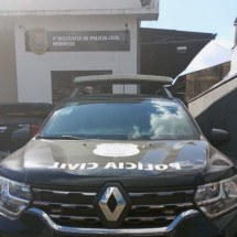 Mulher é presa suspeita de aplicar golpe do ‘Boa noite, Cinderela’ em BH - PCMG/Divulgação 