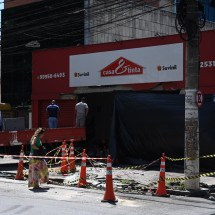 BH: loja atingida por ônibus na Avenida do Contorno é interditada