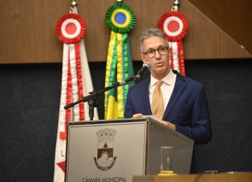 Governador Romeu Zema fez uma sinalização ao presidente da ALMG, Tadeu Martins Leite, que pediu maior sensibilidade na cobrança dos pedágios -  (crédito: Leandro Couri/EM/D.A Press)