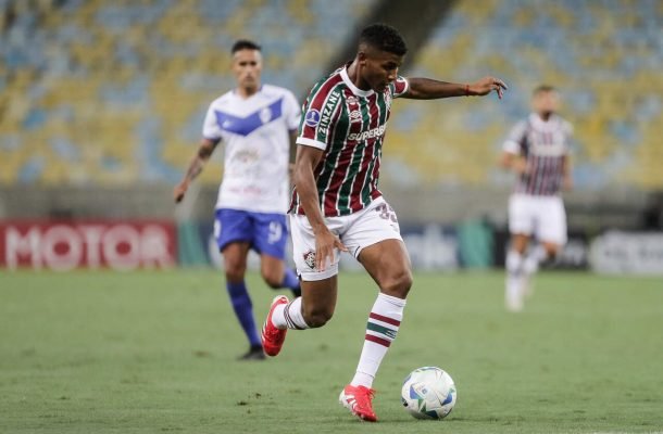 HÉRCULES - Jogou improvisado na lateral e recebeu um cartão amarelo. NOTA: 5,5 - Foto: Marcelo Gonçalves/Fluminense