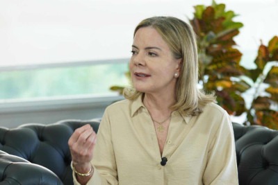 Gleisi Hoffmann solicitou aos articuladores do governo que dialoguem com as lideranças dos partidos aliados  -  (crédito: Platobr Politica)