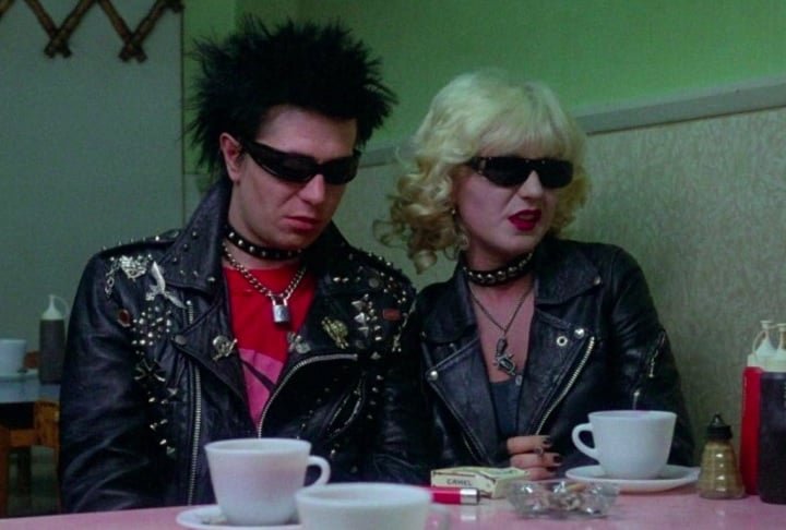 Sua habilidade de mergulhar em papéis densos logo chamou a atenção de Hollywood na época. 