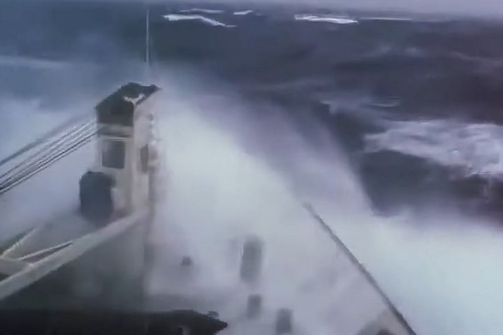 Capitães e pesquisadores que cruzam o "Drake" regularmente destacam que é essencial manter a cautela e a atenção, pois, apesar dos avanços na navegação, o oceano continua sendo imprevisível e poderoso.