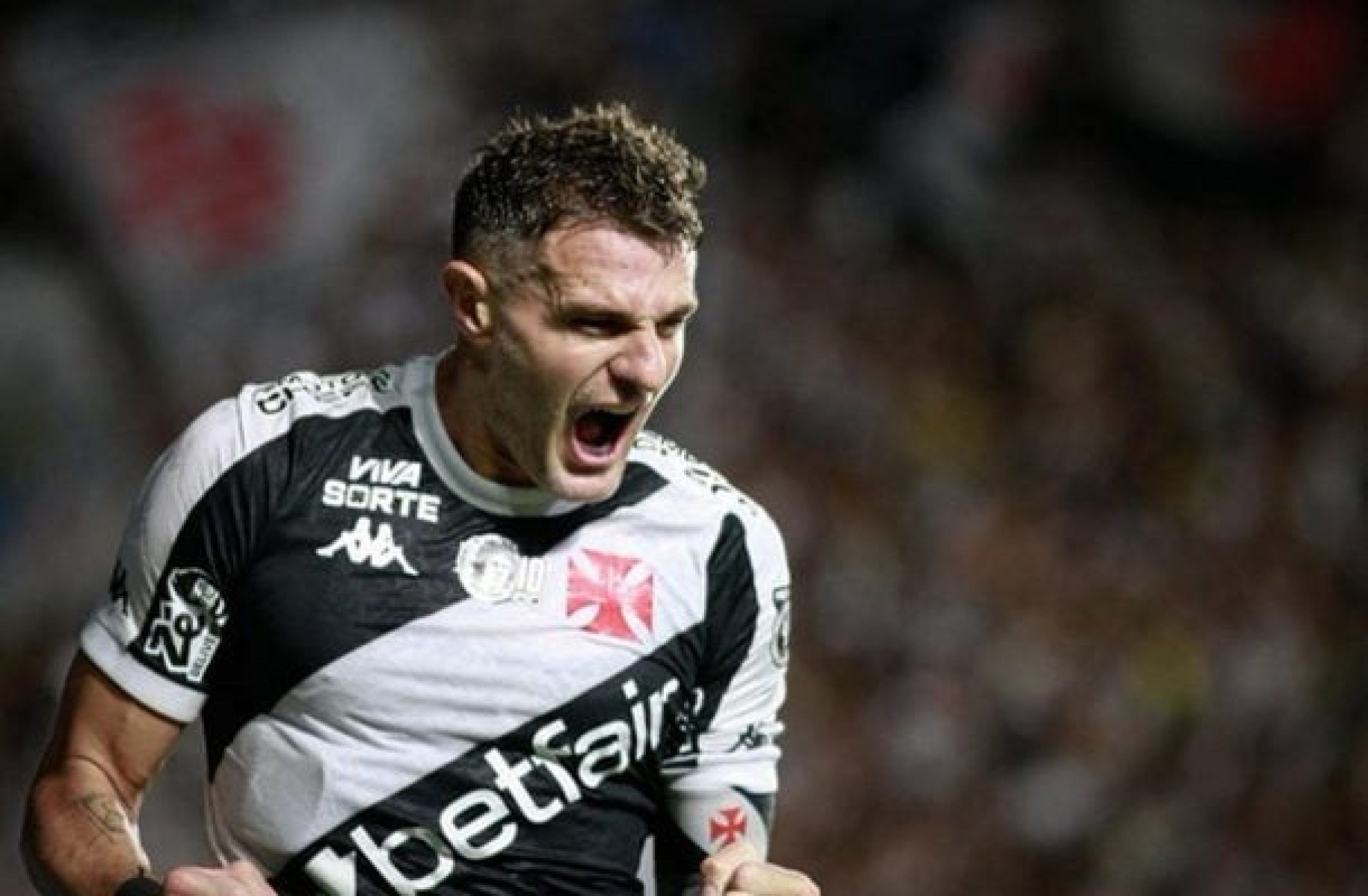 Vegetti destaca força do Vasco em São Januário: ‘Somos mais fortes’