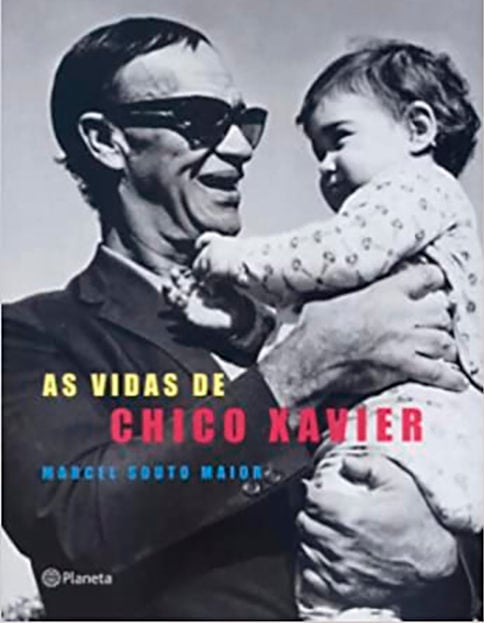 De acordo com o biógrafo Marcel Souto Maior, autor de “As Vidas de Chico Xavier”, o livro provocou “curiosidade dos principais escritores da Academia Brasileira de Letras”.
