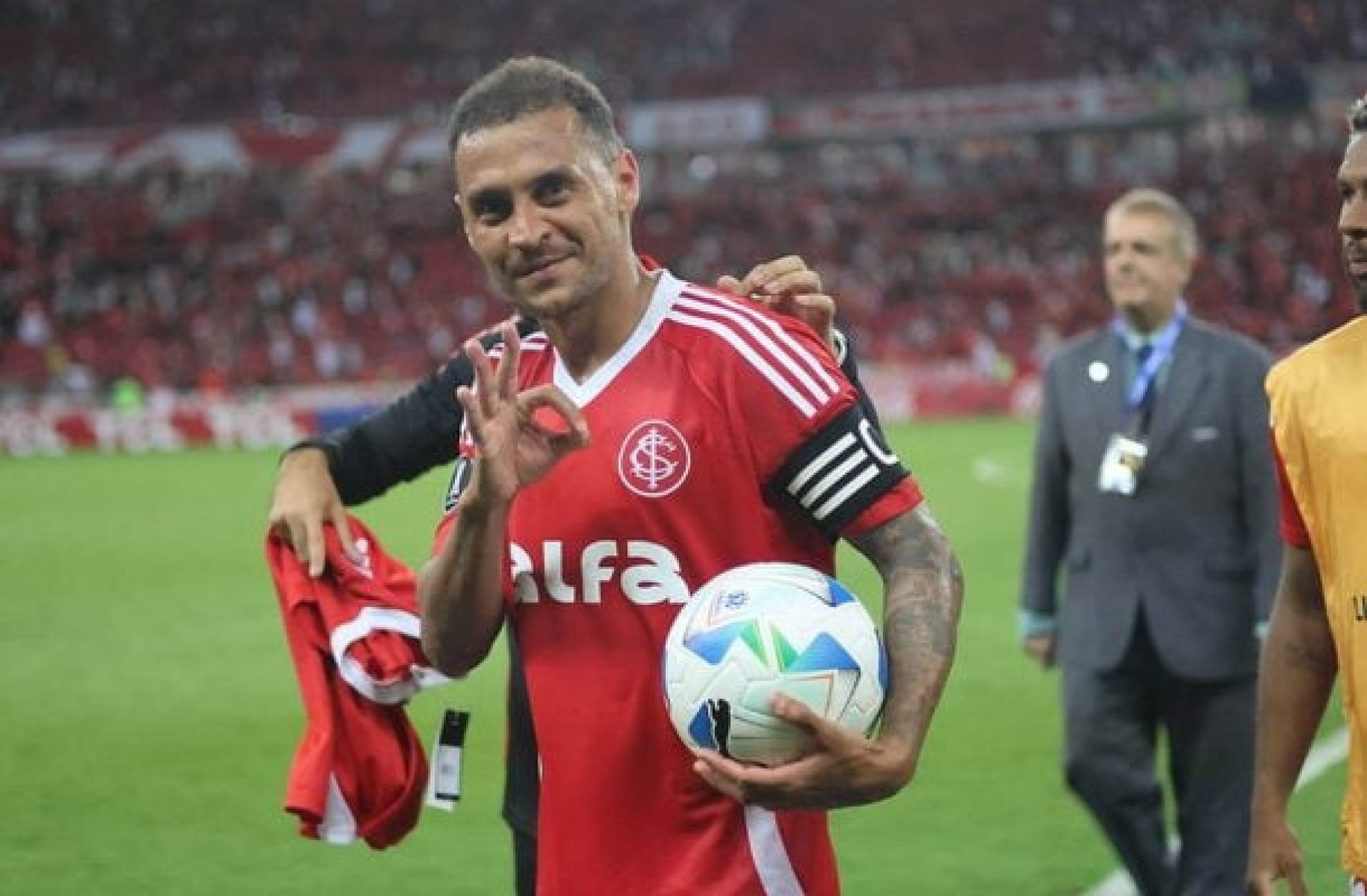 Craque da 10 em vias de extinção no futebol brasileiro Craque da 10 em vias de extinção no futebol brasileiro