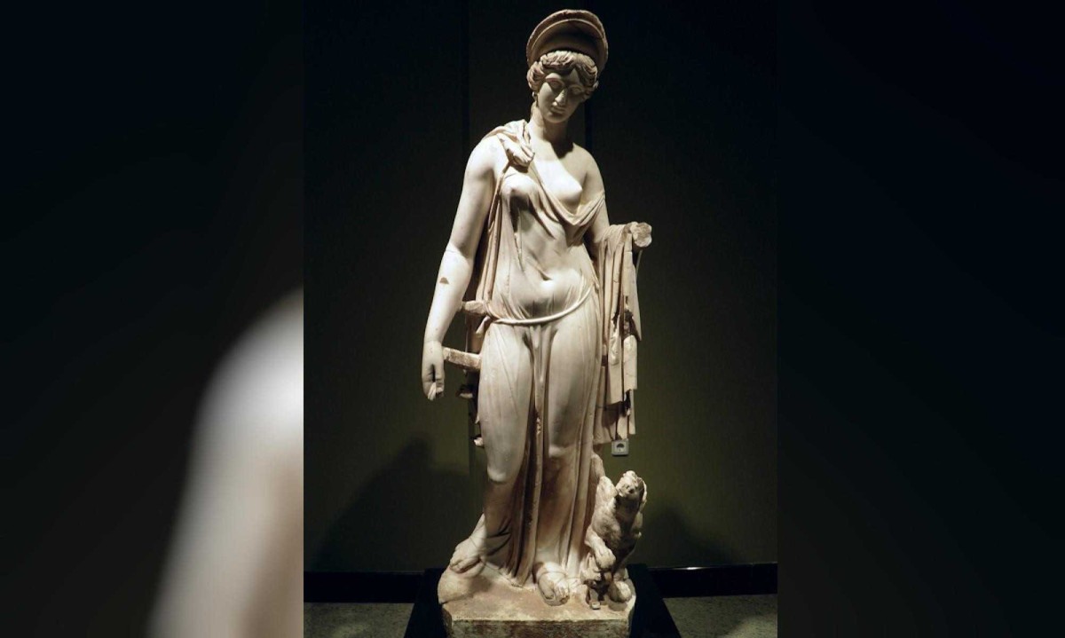 Nêmesis, do Ninfeu de Antonino, 160-180 d.C., exposta no Museu de Burdur, na Turquia - (crédito: Carole Raddato/Flickr) Nêmesis, do Ninfeu de Antonino, 160-180 d.C., exposta no Museu de Burdur, na Turquia - (crédito: Carole Raddato/Flickr)