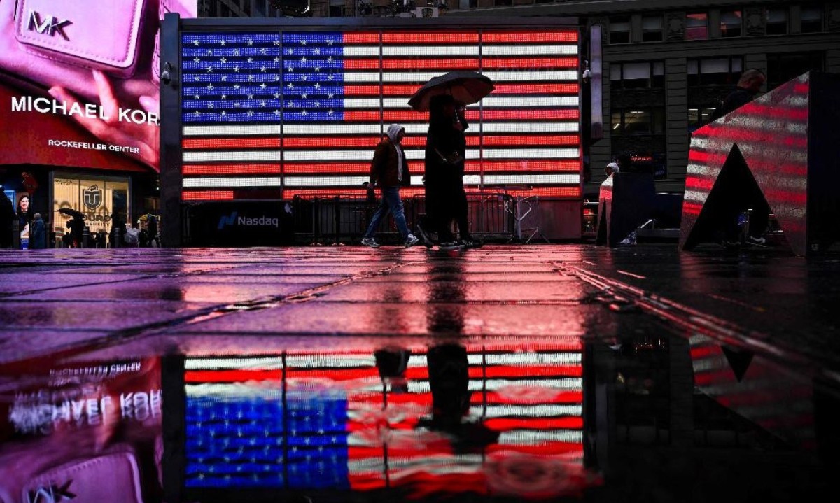 Nova York já registra queda no turismo, principalmente de visitantes do Canadá e México -  (crédito: ANGELA WEISS / AFP)