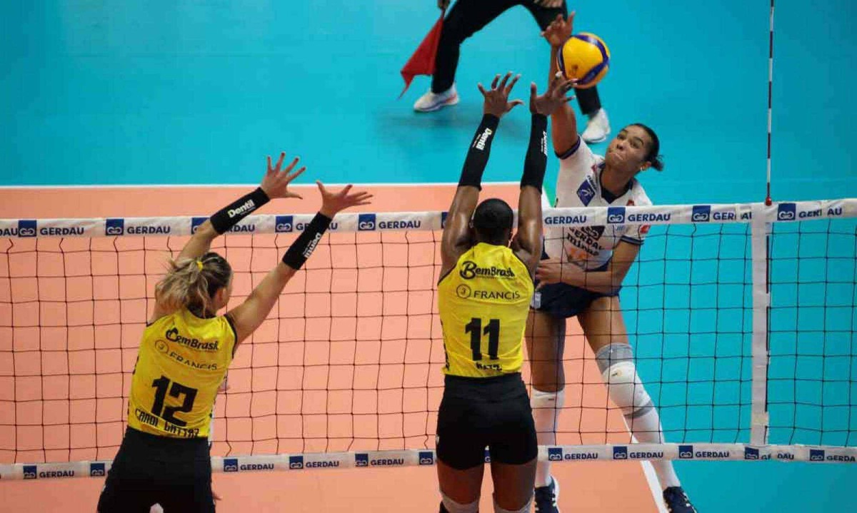O vôlei feminino mineiro tem sido bem representado por Minas e Praia Clube, que disputaram as semifinais do Sul-Americano deste ano, mas sempre teve gerações de jogadoras de qualidade - (crédito: Marcos Vieira /EM/DA. Press - 11/3/25) O vôlei feminino mineiro tem sido bem representado por Minas e Praia Clube, que disputaram as semifinais do Sul-Americano deste ano, mas sempre teve gerações de jogadoras de qualidade - (crédito: Marcos Vieira /EM/DA. Press - 11/3/25)