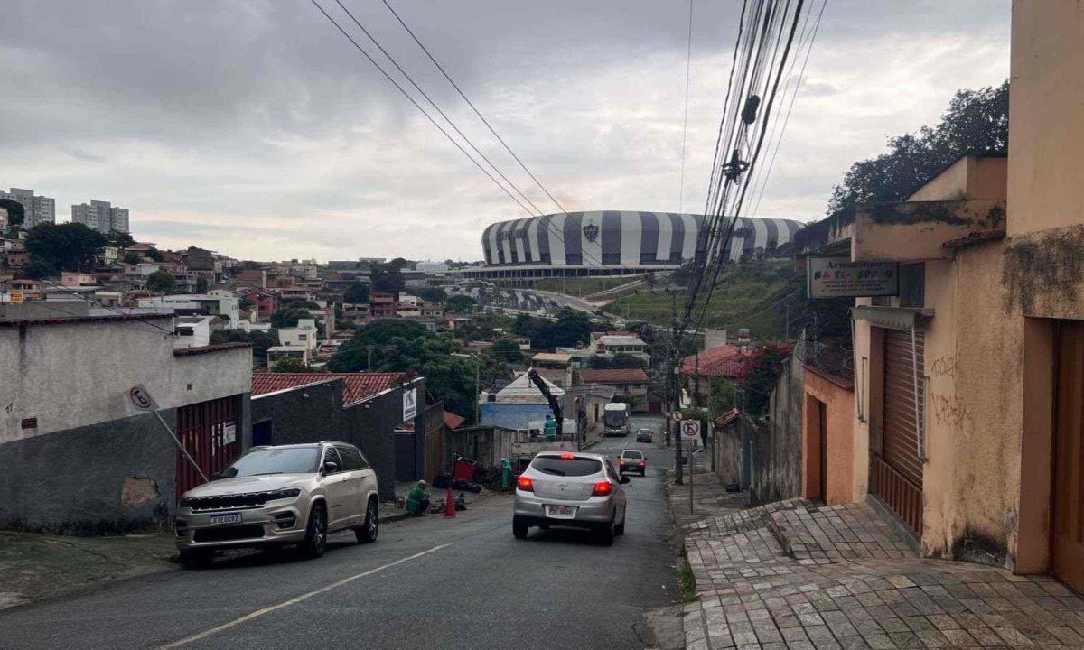 O motorista desviava de trânsito do Anel Rodoviário no momento do acidente O motorista desviava de trânsito do Anel Rodoviário no momento do acidente