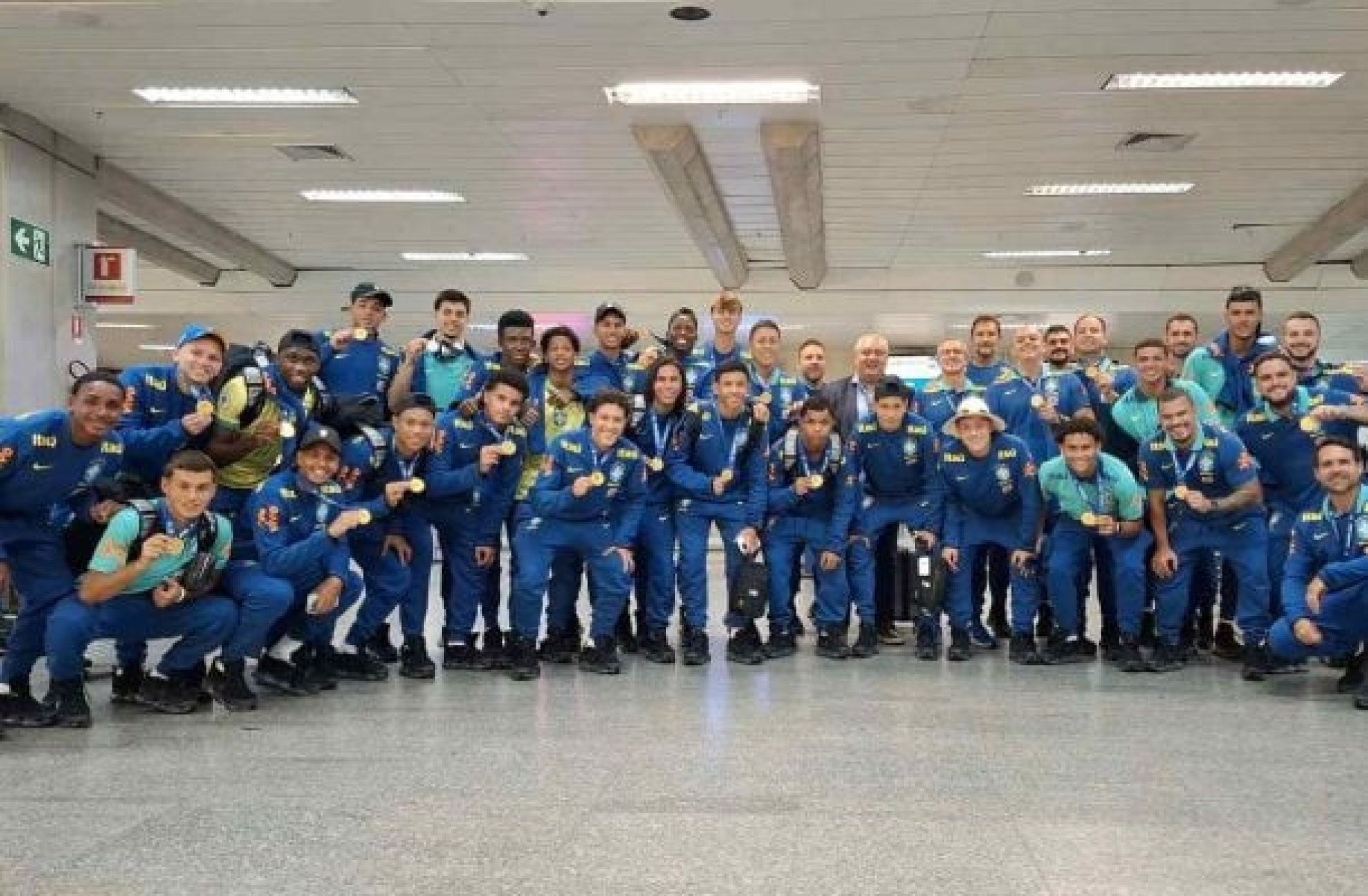 Seleção desembarca no Rio após conquista do Sul-Americano Sub-17 Seleção desembarca no Rio após conquista do Sul-Americano Sub-17