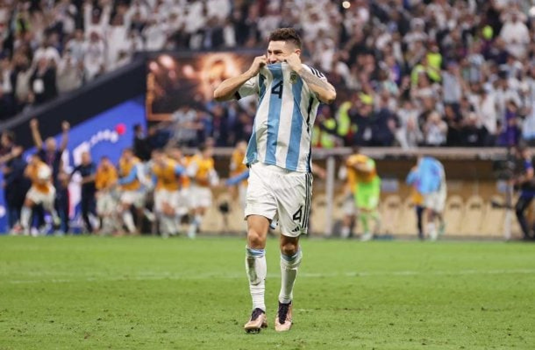 Campeão do mundo acusa advogado de fraude; representante teria sumido com parte do prêmio da Copa Campeão do mundo acusa advogado de fraude; representante teria sumido com parte do prêmio da Copa
