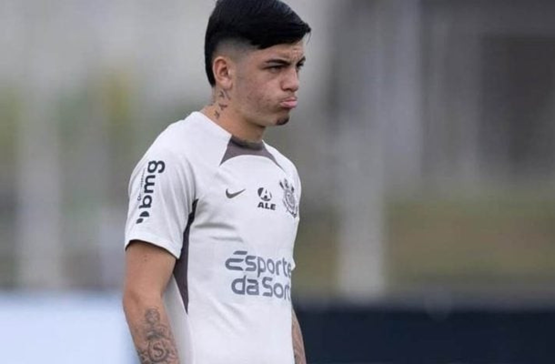 Flamengo acerta contratação de meia que estava no Corinthians