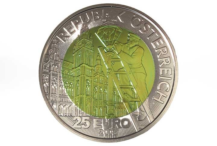 A estabilidade térmica das superligas que contêm nióbio é importante para a produção de motores de aeroplanos, na propulsão de foguetes e em vários materiais supercondutores. 