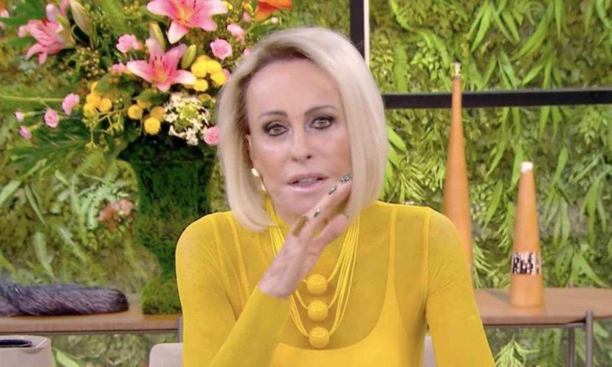 Ana Maria Braga é levada às pressas para o hospital - (crédito: Tupi - Pablo Oliveira) Ana Maria Braga é levada às pressas para o hospital - (crédito: Tupi - Pablo Oliveira)