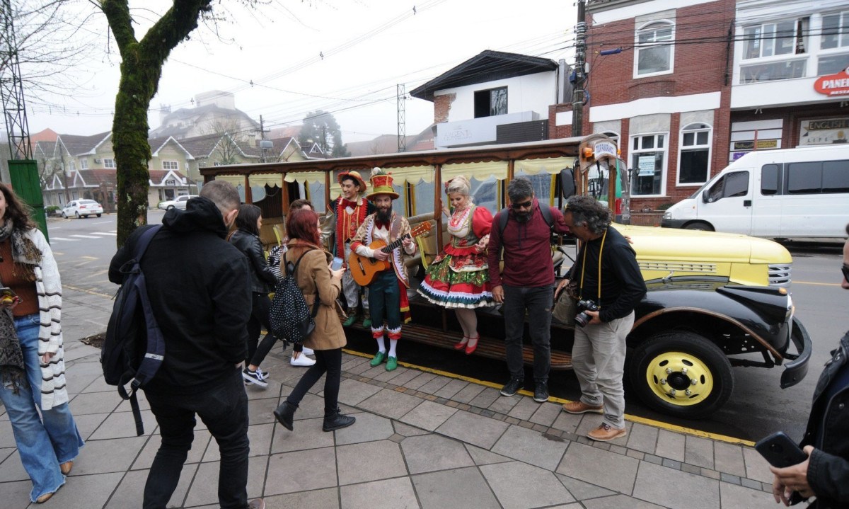  14/09/2019. Credito: Juarez Rodrigues/EM/D.A Press. Brasil. Gramado - RS. Preview da 34 edicao do Natal Luz de Gramado e diversas novidades do turismo gramadense. Os jornalistas foram convidados pela Secretaria de Turismo e pelo Natal Luz de Gramado para participarem do evento.
      - Juarez Rodrigues/EM/D.A Press. Brasil. Gramado - RS. Preview da 34 edicao do Natal Luz de Gramado e diversas novidades do turismo gramadense. Os jornalistas foram convidados pela Secretaria de Turismo e pelo Natal Luz de Gramado para participarem do evento.
