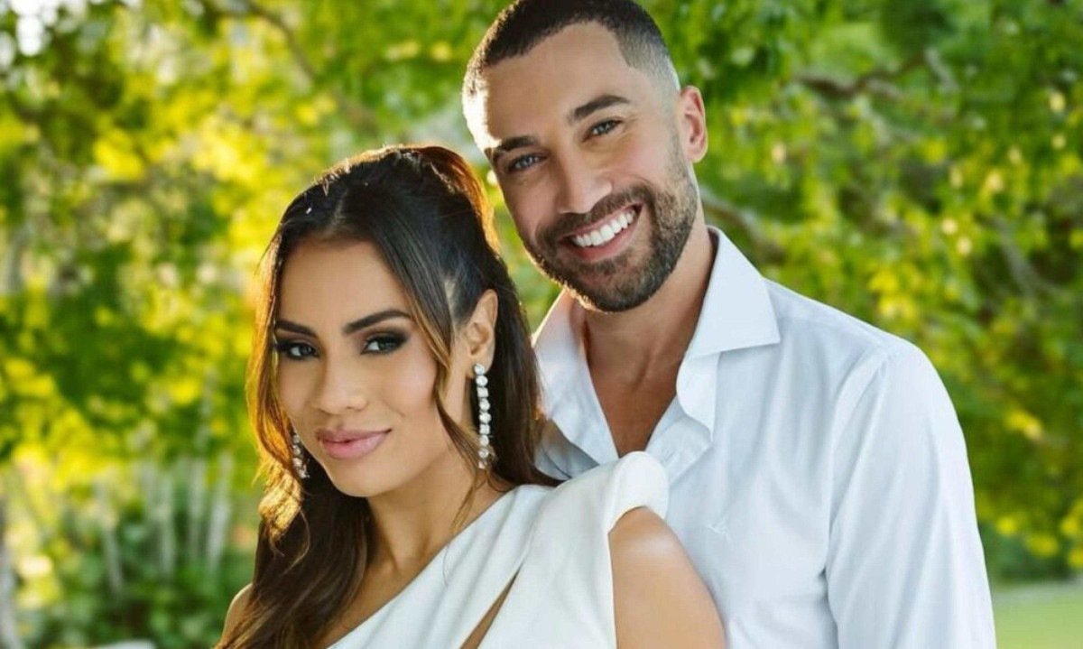 Em meio ao luto, Lexa completa 30 anos e recebe homenagem do noivo Ricardo Vianna -  (crédito: Tupi - Pablo Oliveira)