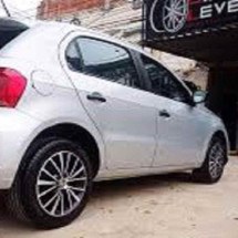 Pai e filho são presos em flagrante por roubo e receptação de carro roubado - Redes sociais