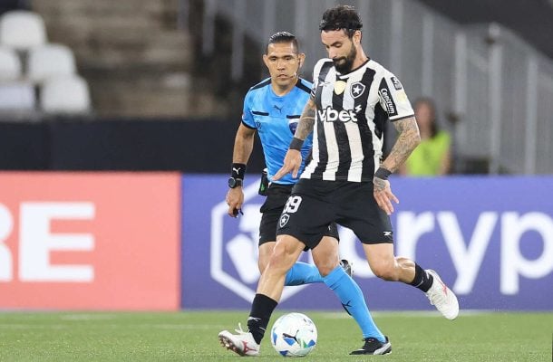  MASTRIANI – Substituto de Matheus Martins aos 35 minutos do segundo tempo. Teve uma chance, trocou dois passes e fez pouco mais no tempo que teve em campo. Nota: 5,0 Foto: Vitor Silva/Botafogo