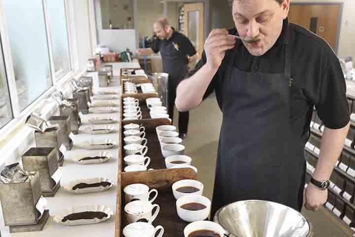 Tasters de Chá - São especialista na degustação de chá, que avaliam a qualidade e o sabor dessa bebida para as indústrias. Eles são muito importantes para as economias do Sri Lanka e da Índia. No Brasil, a escala e o foco na exportação de chá não são comparáveis.