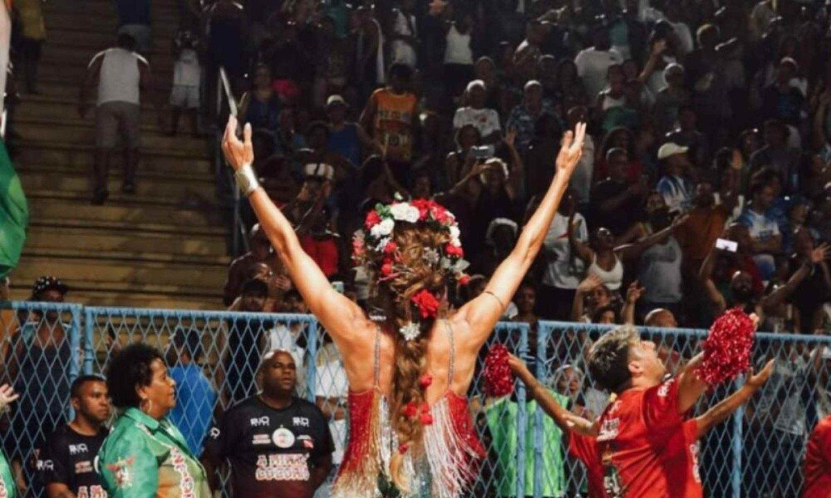 Apresentadora da Globo é criticada por ‘falta de samba no pé’; saiba quem é -  (crédito: Tupi - Pablo Oliveira)